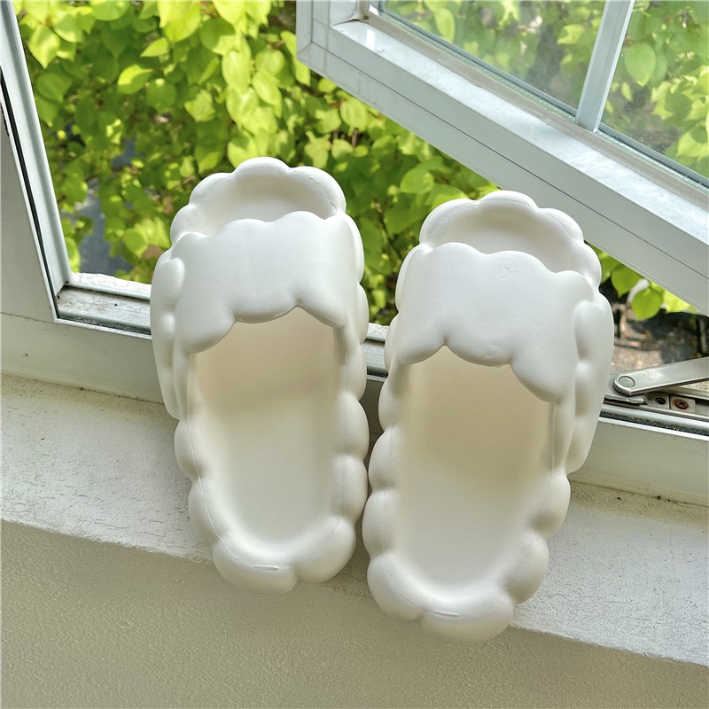 Dép bánh mì đế cao hình đám mây đáng yêu màu trắng