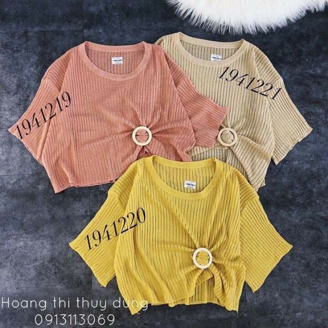 Áo len cổ tròn