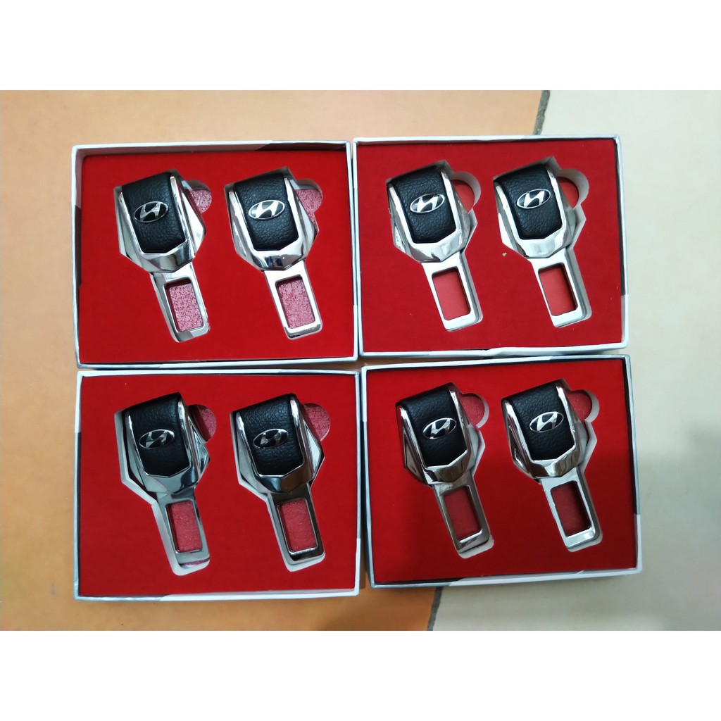 Combo 2 chốt an toàn xe hơi logo HÃNG HYUNDAI