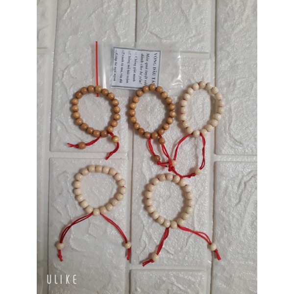 Sỉ 50 vòng dâu tằm đeo tay cho bé