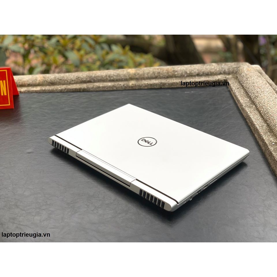 Laptop Dell Vostro 7580 (Core i7-8750H, RAM 8GB, HDD 1TB + SSD 128GB, VGA 4GB NVIDIA GTX 1050, 15.6 inch FHD)
