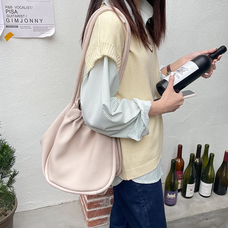 Túi Tote Đeo Vai Sức Chứa Lớn Màu Trà Sữa Xếp Ly Đơn Giản Cho Nữ