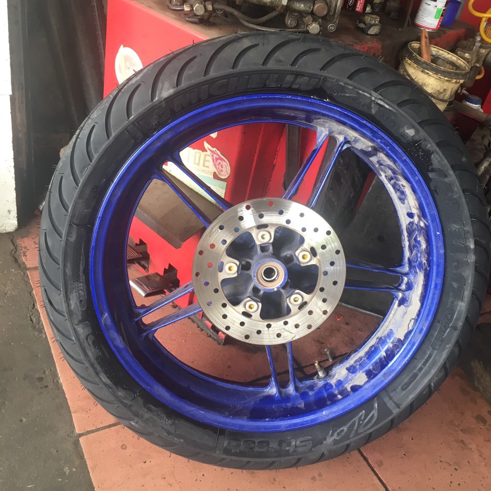 Lốp ( Vỏ ) xe Exciter 150 Michelin Pilot Street trước 80/90-17 hoặc sau 120/70-17 Thái Lan _ Lốp Trung Thành