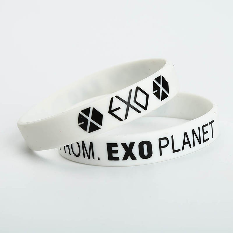 Vòng tay phong cách nhóm EXO thiết kế dễ thương