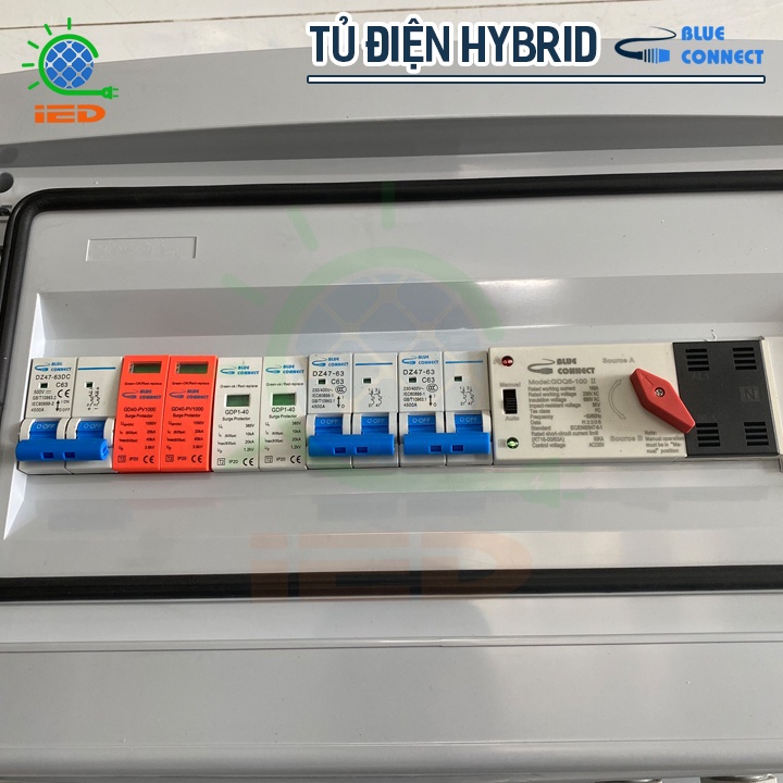 Tủ điện năng lượng mặt trời Hybrid 1 MPPT Blue Connect