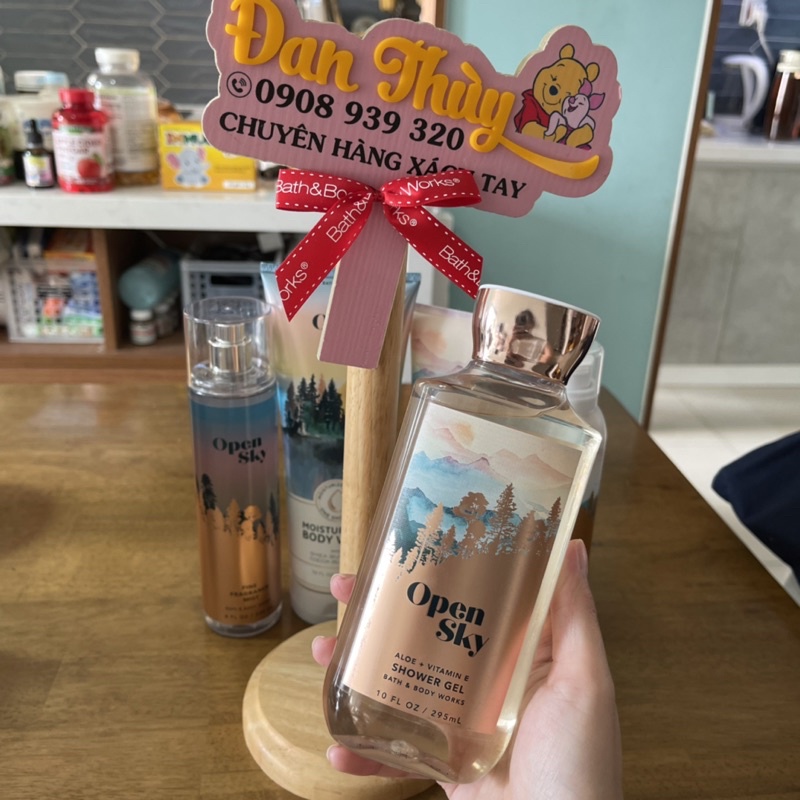 Xịt thơm toàn thân, Body mist, dưỡng thể Bath and Body Works USA Open Sky