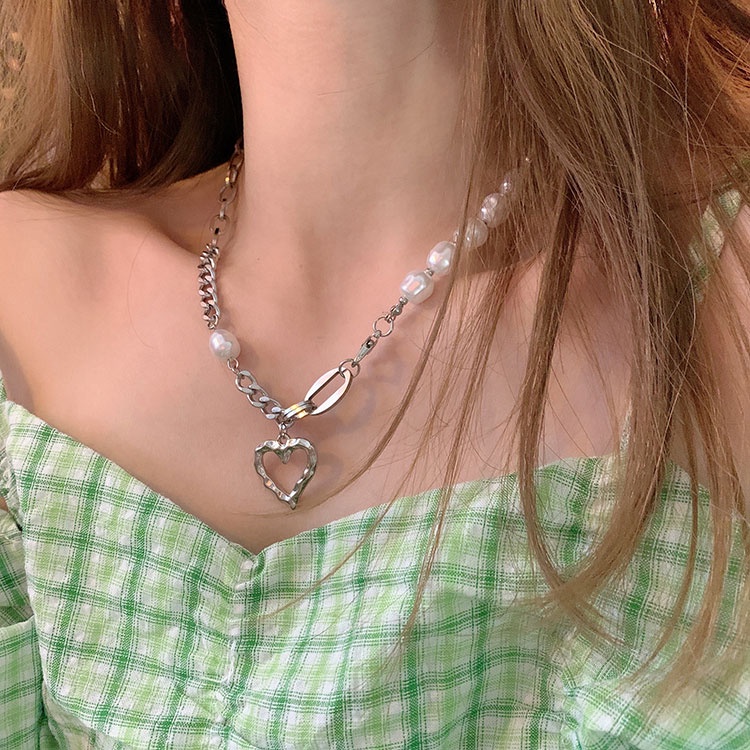 Vòng cổ Mặt Trái Tim Đính Ngọc Trai