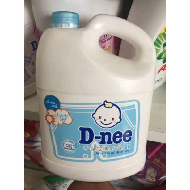 Nước giặt quần áo em bé D-Nee 3000ML