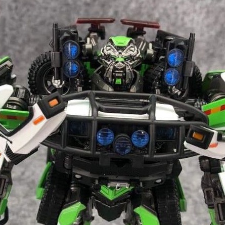 Mô hinh Transformers Ratchet DOTM - BMB JH01L