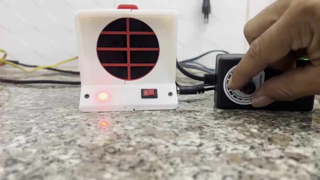 Quạt hút khói hàn mini hút cực mạnh | BigBuy360 - bigbuy360.vn