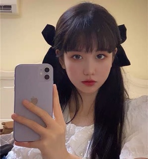 Nơ kẹp tóc Jisoo BLACKPINK