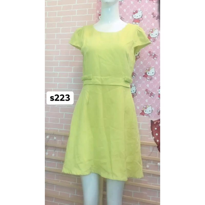 đầm suông công sở phối nơ size S-M. S223