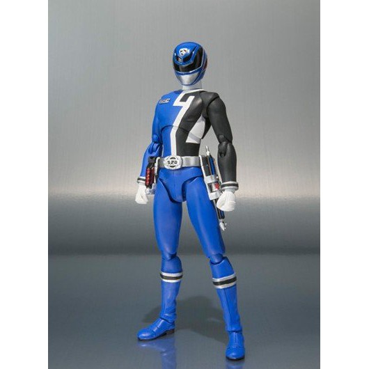 Mô hình nhân vật SHF Super Sentai Deka Blue Bandai