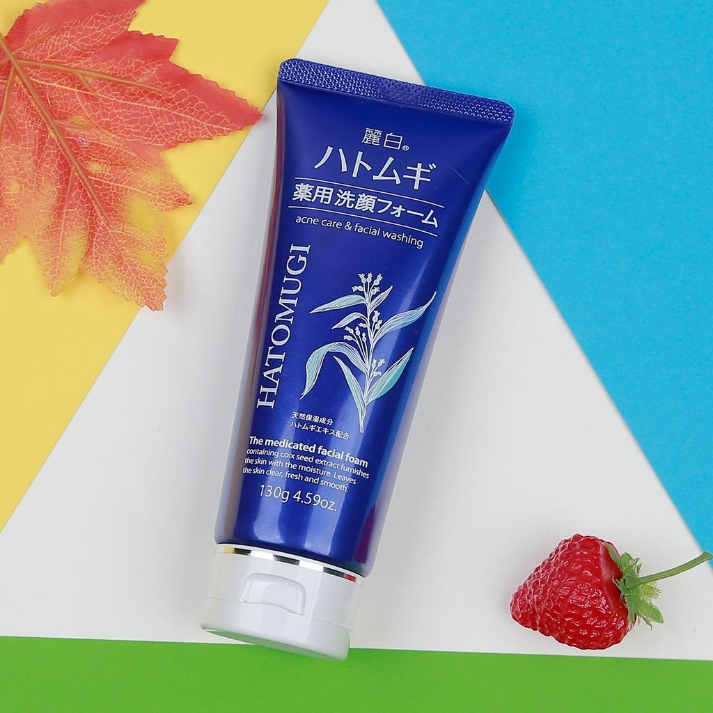 Sữa Rửa Mặt Hatomugi The Medicated Facial Foam ý dĩ 130g ngừa mụn, làm sáng da cho da dầu XANH DƯƠNG
