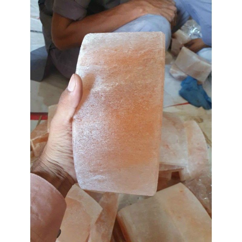 Hộp Đá Muối Ngâm Chân Himalaya Pakistan Gôm 1 Viên Mặt Cong/ 2 viên mặt cong