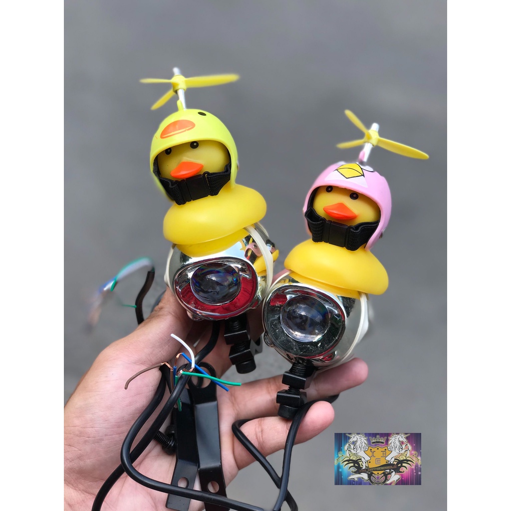 Trợ Sáng Bi Cầu 2 Chế Độ Vịt Trang Trí Gắn Xe