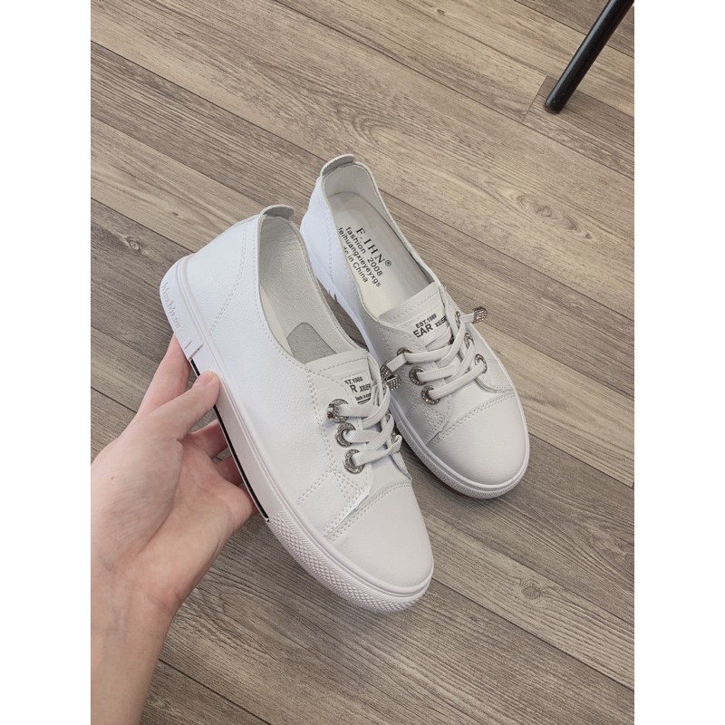 Giày Nữ Trắng Viền Lỗ Đính Đá | BigBuy360 - bigbuy360.vn