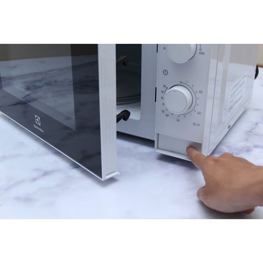 Lò vi sóng Electrolux  EMM2022MW 20 lít