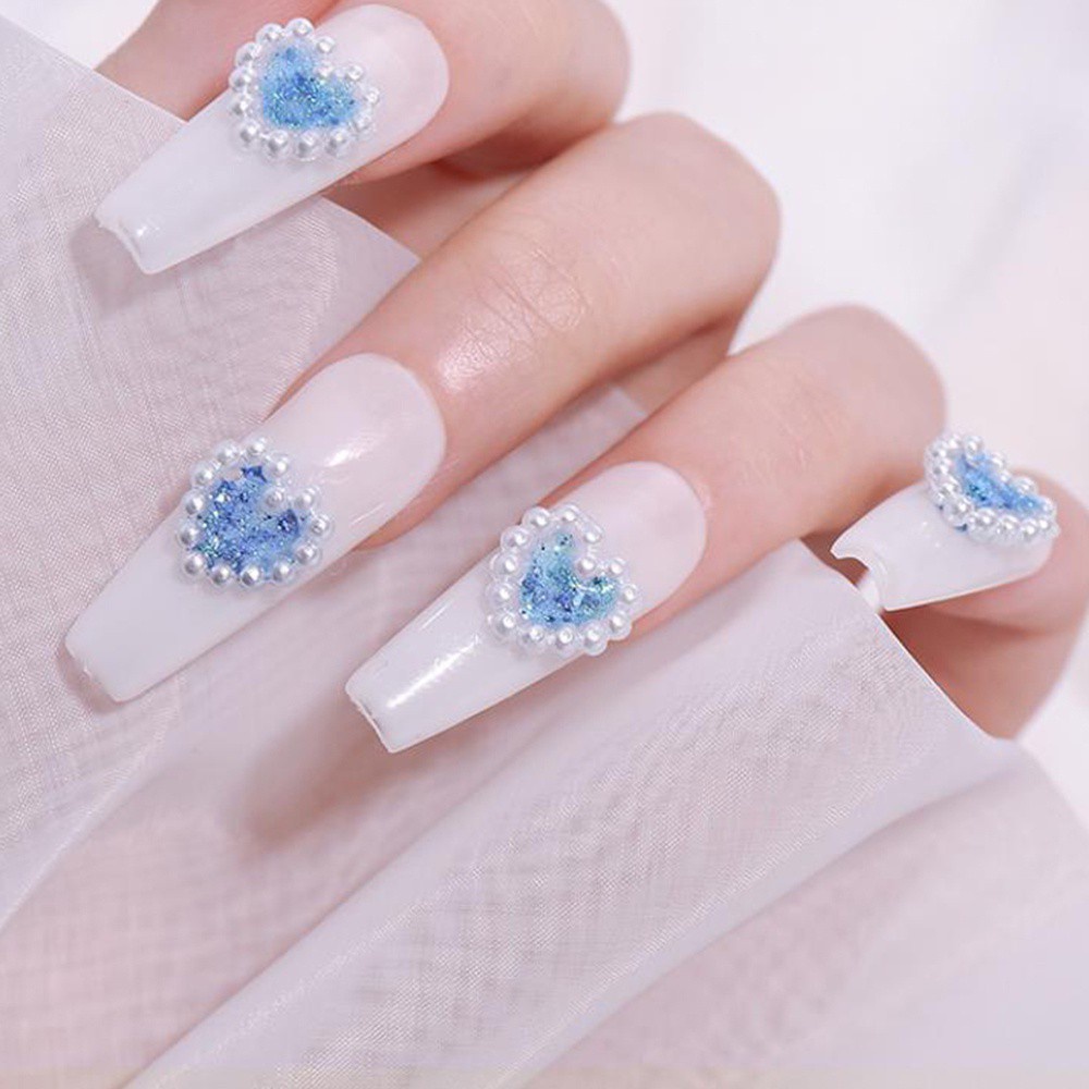 1 Hộp Miếng Dán Móng Tay 3D Hình Trái Tim / Ngọc Trai Mềm Nhiều Kiểu