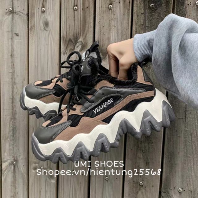 [HOT2020] Giày thể thao nữ Ulzzang ORIGINAL nâng độn đế cao 5cm răng cưa màu đen trắng năng động cá tính mới | BigBuy360 - bigbuy360.vn