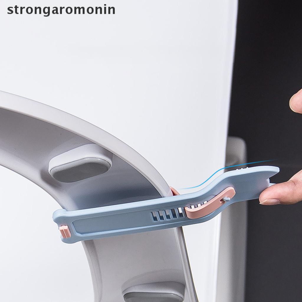 Dụng cụ nâng nắp bồn cầu tiện lợi