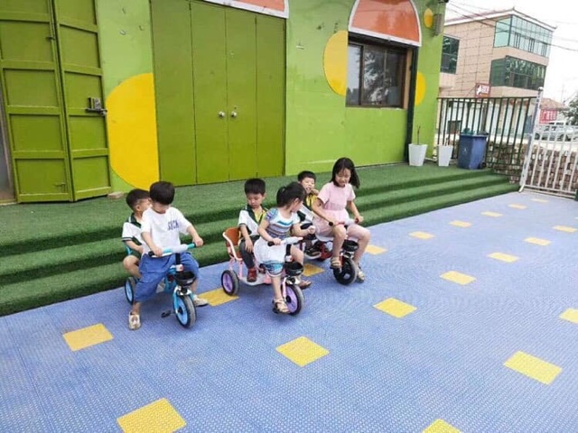 Xe xích lô , xe đạp đôi