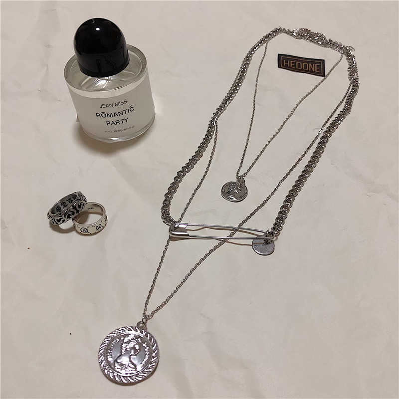 Vòng cổ nhiều lớp phong cách Âu Mỹ thời trang cá tính