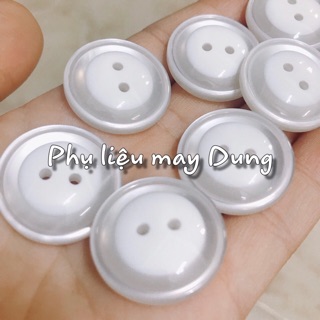 Nút 2 lỗ trắng đục trong: 16,18,20mm