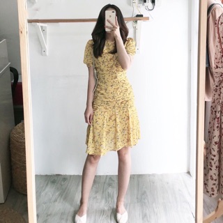 Đầm vàng hoa nhí (có sẵn)