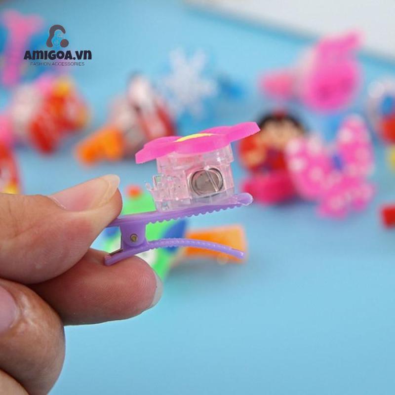 ✨✨Kẹp tóc phát sáng trong bóng tối.Họa tiết hoạt hình xinh đẹp cho bé