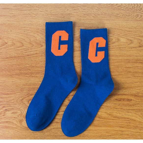 Vớ Tất cao cổ chữ C Nam Nữ phong cách thể thao, trẻ trung, năng động.