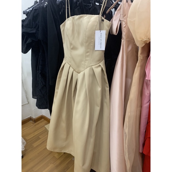 Đầm 2 dây chất Phi Lụa đảm bảo 100% như hình ảnh