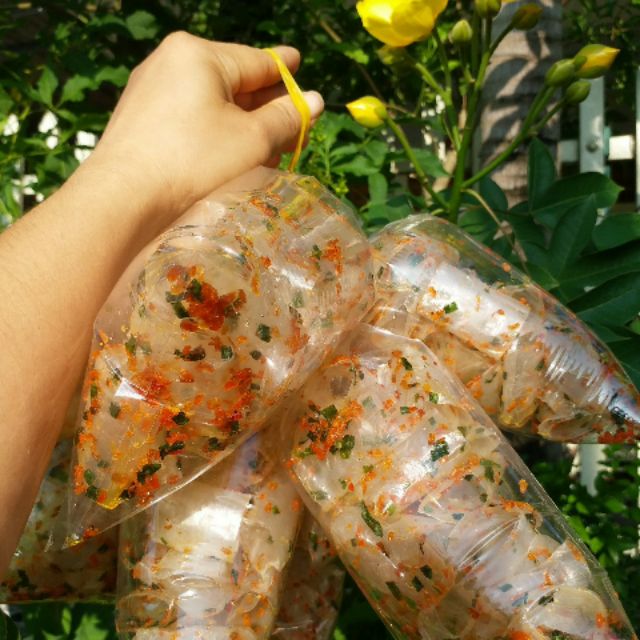 1 xâu bánh tráng cuộn ruốc (10 bịch)