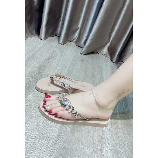 Dép kẹp Đá