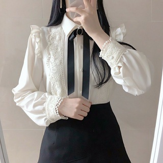 Áo sơ mi phối ren bèo kèm nơ cổ