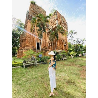 SET ÁO LỤA CỔ YẾM QUẦN SỚ TRẮNG