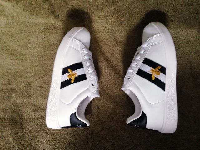 [FULL BOX"] GIÀY SNEAKER CON ONG FULL SIZE | BigBuy360 - bigbuy360.vn