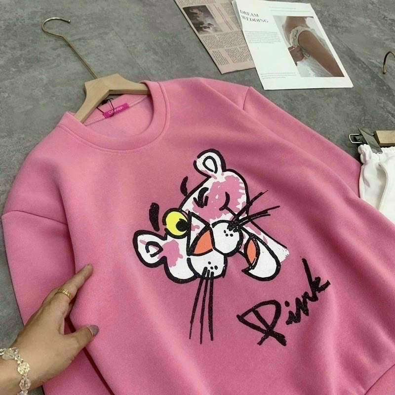 Áo nỉ, áo sweater in Hình "Chú Báo Hồng"dáng rộng unisex nam nữ mặc được