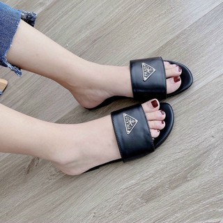 Dép thời trang Prada da lì