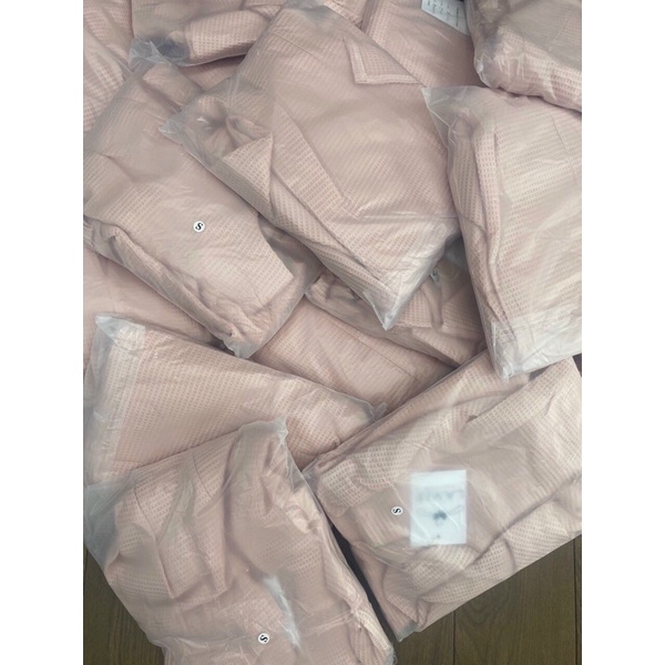 Đầm gấm xoè dự tiệc, dạo phố, công sở chất gấm nổi sang trọng