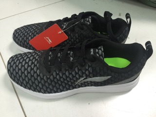 Giày thể thao Lining chính hãng