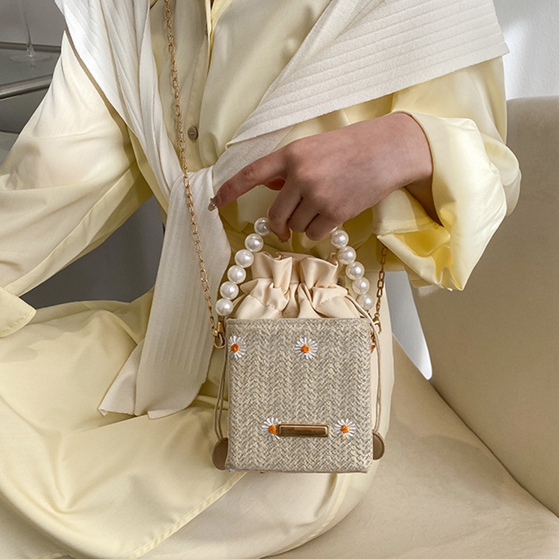 Túi cói Đan Lát Hình Tròn Đính Ngọc Trai Giả Thời Trang