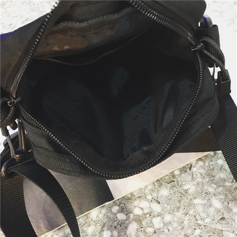 Túi Đeo Chéo Thời Trang Hàn Cho Nam | BigBuy360 - bigbuy360.vn