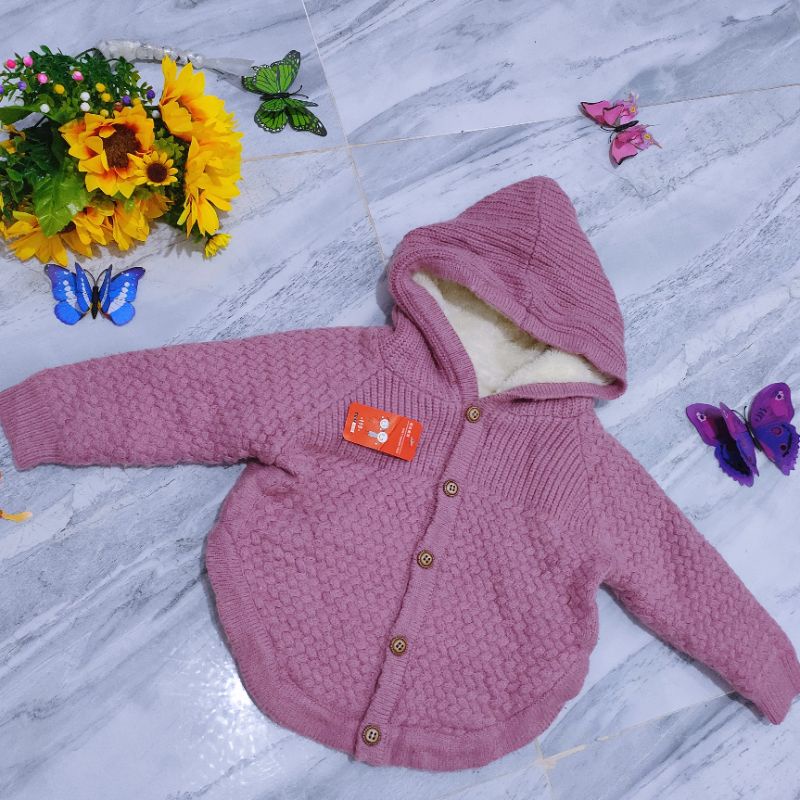 Khoác len dày siêu phẩm của bé chọn trên live