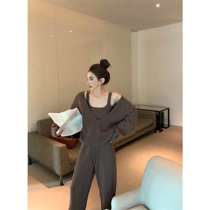 Set quần áo len 3 mảnh