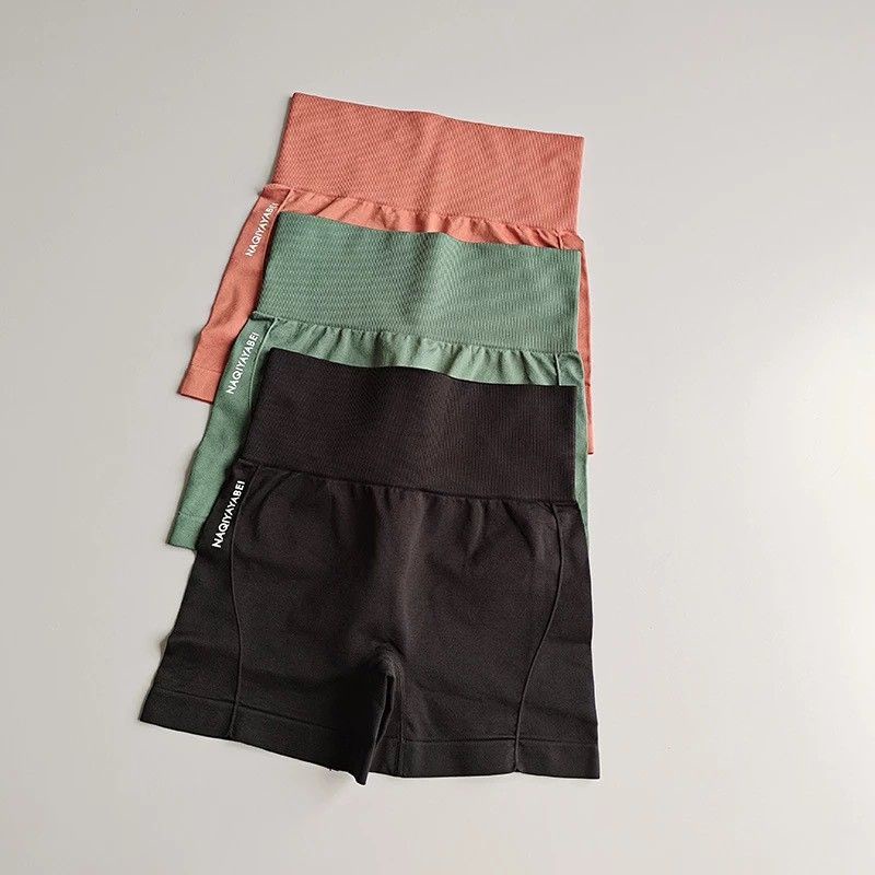 Quần đùi tập gym nữ gen bụng siêu nâng mông