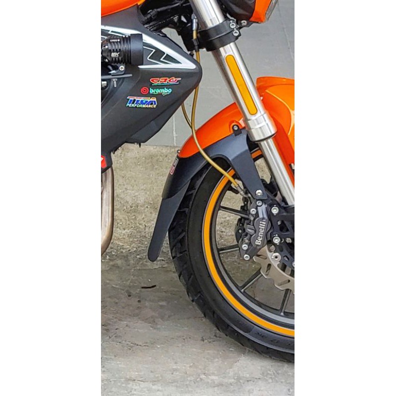 3 miếng dán che chắn bùn xe [Tiết kiệm-Keo 3M cho chắn bùn] | BigBuy360 - bigbuy360.vn