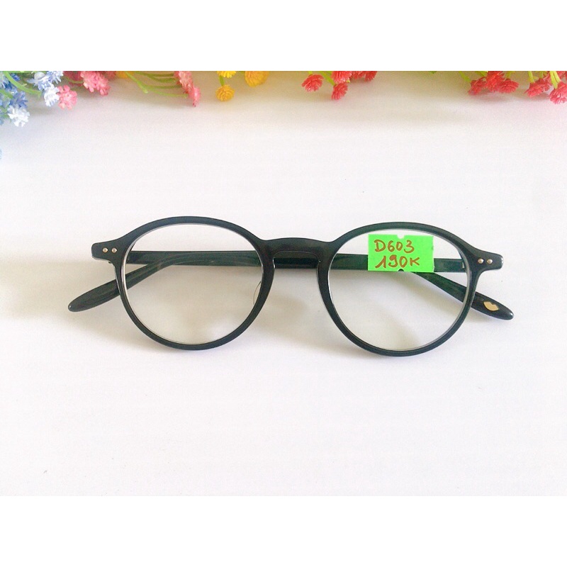 D603: Gọng kính nội địa Nhật thương hiệu Zoff, made in China.