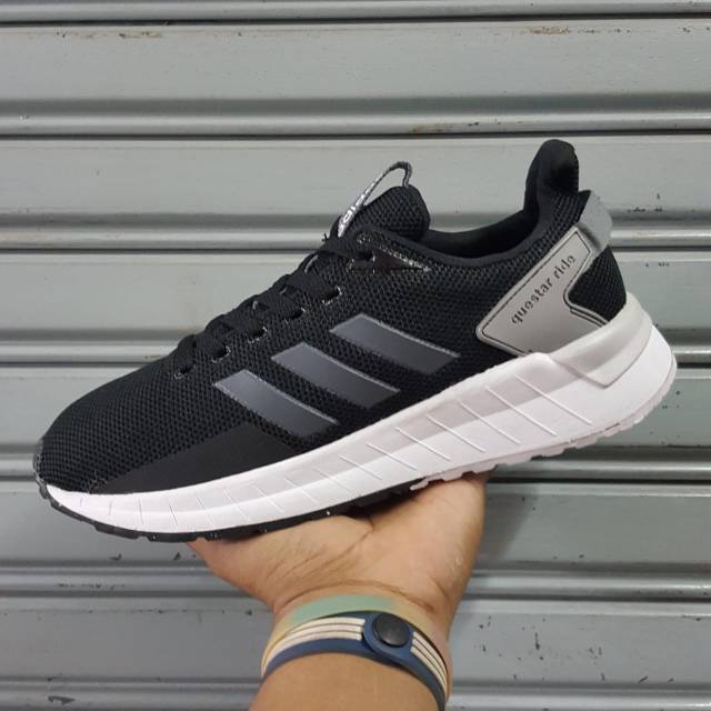 Giày Thể Thao Adidas Questar Ride Made In Vietnam