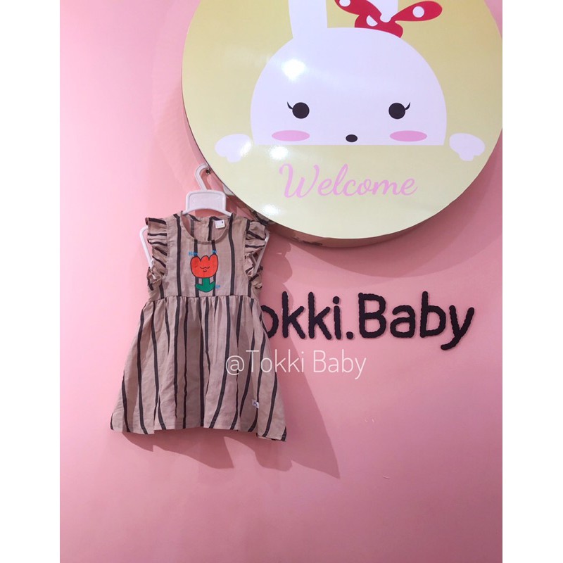 Váy linen kẻ nâu be xuất Hàn cho bé gái